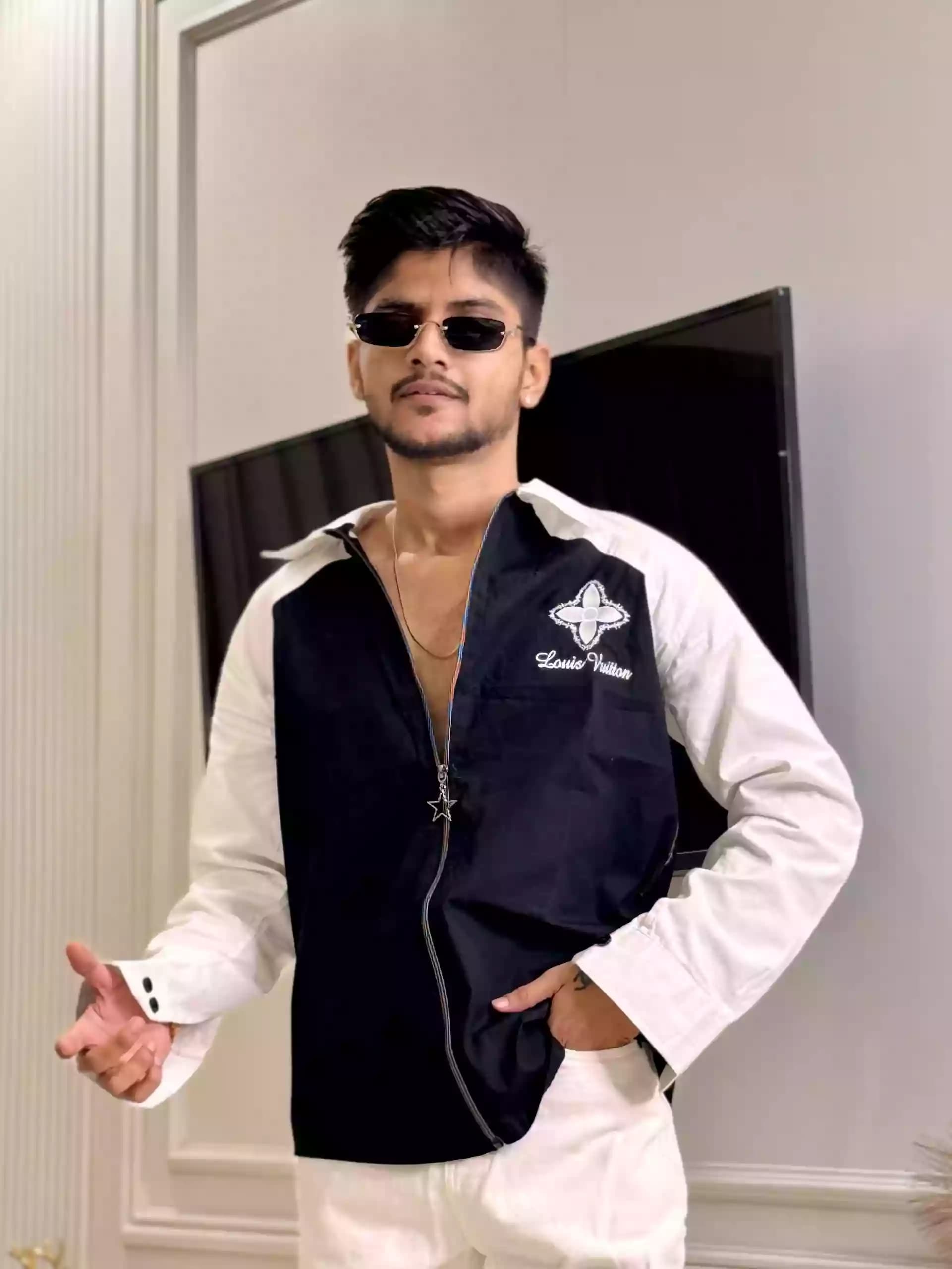 W'N'B New Age Zip-up Shirt