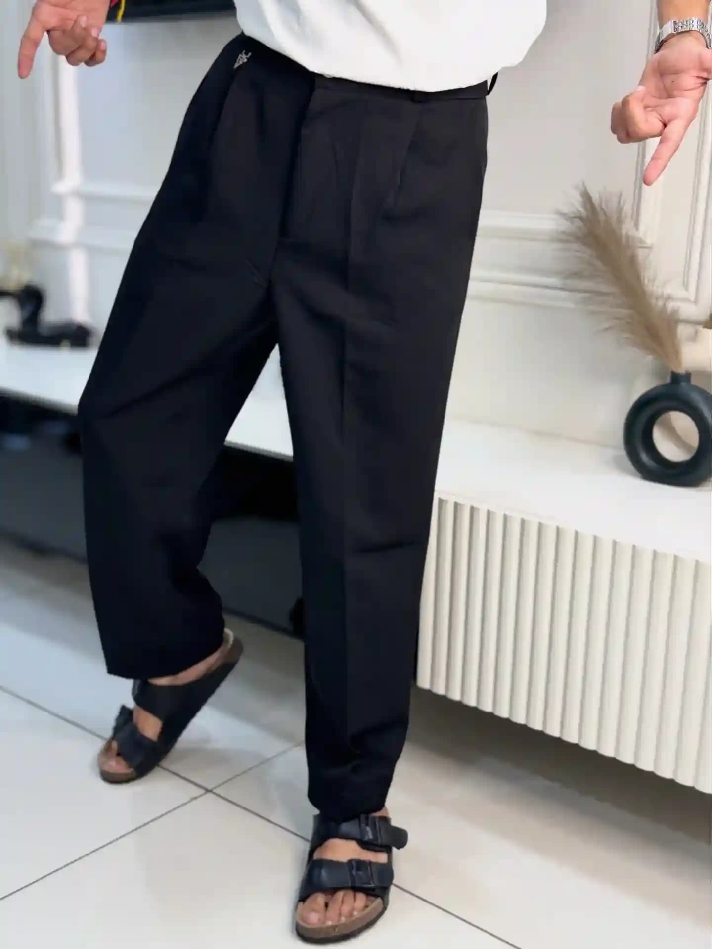 Black Korean Relaxed Fit Pant