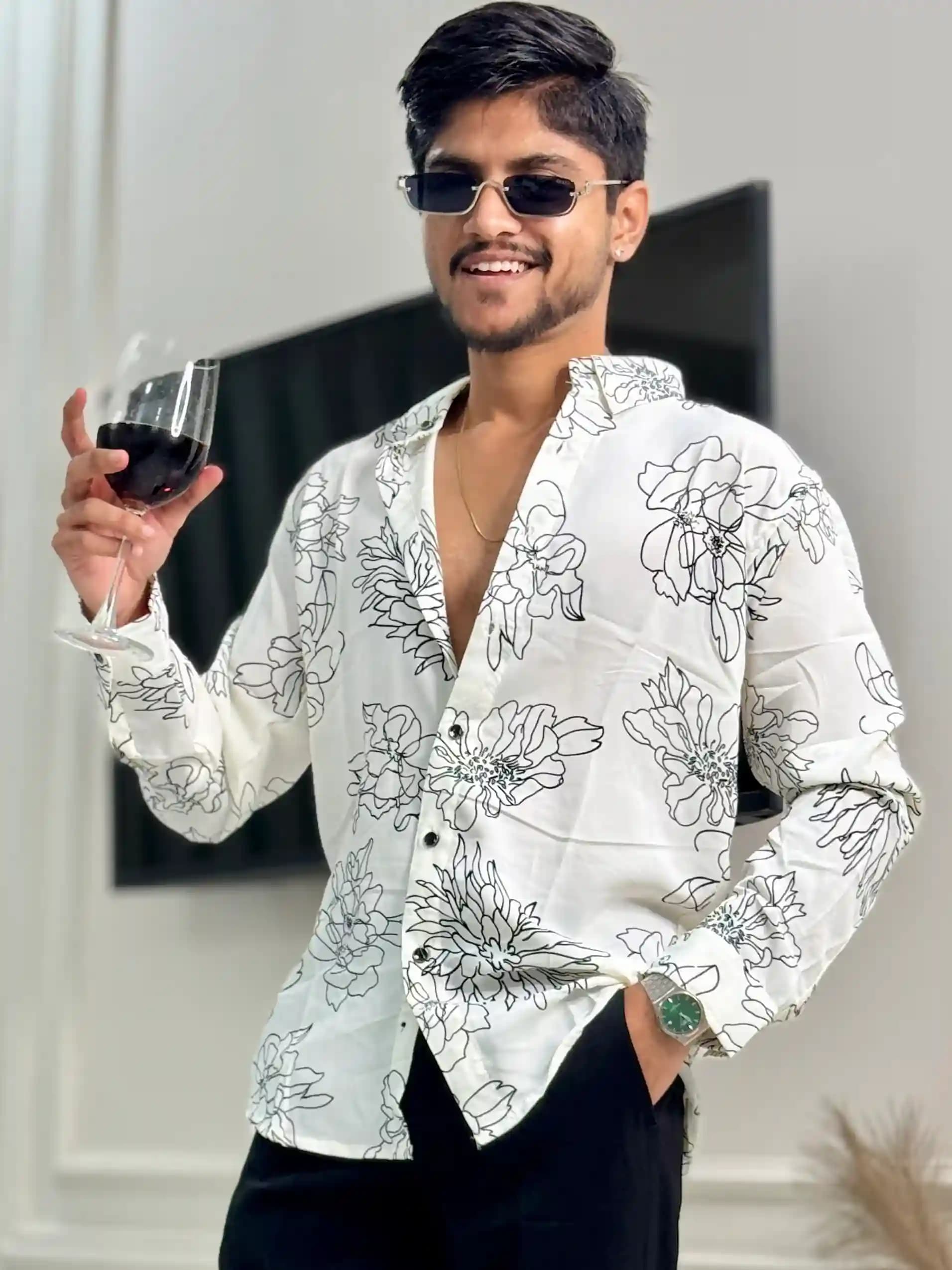 Minimalist White Floral Lachka Retro Shirt