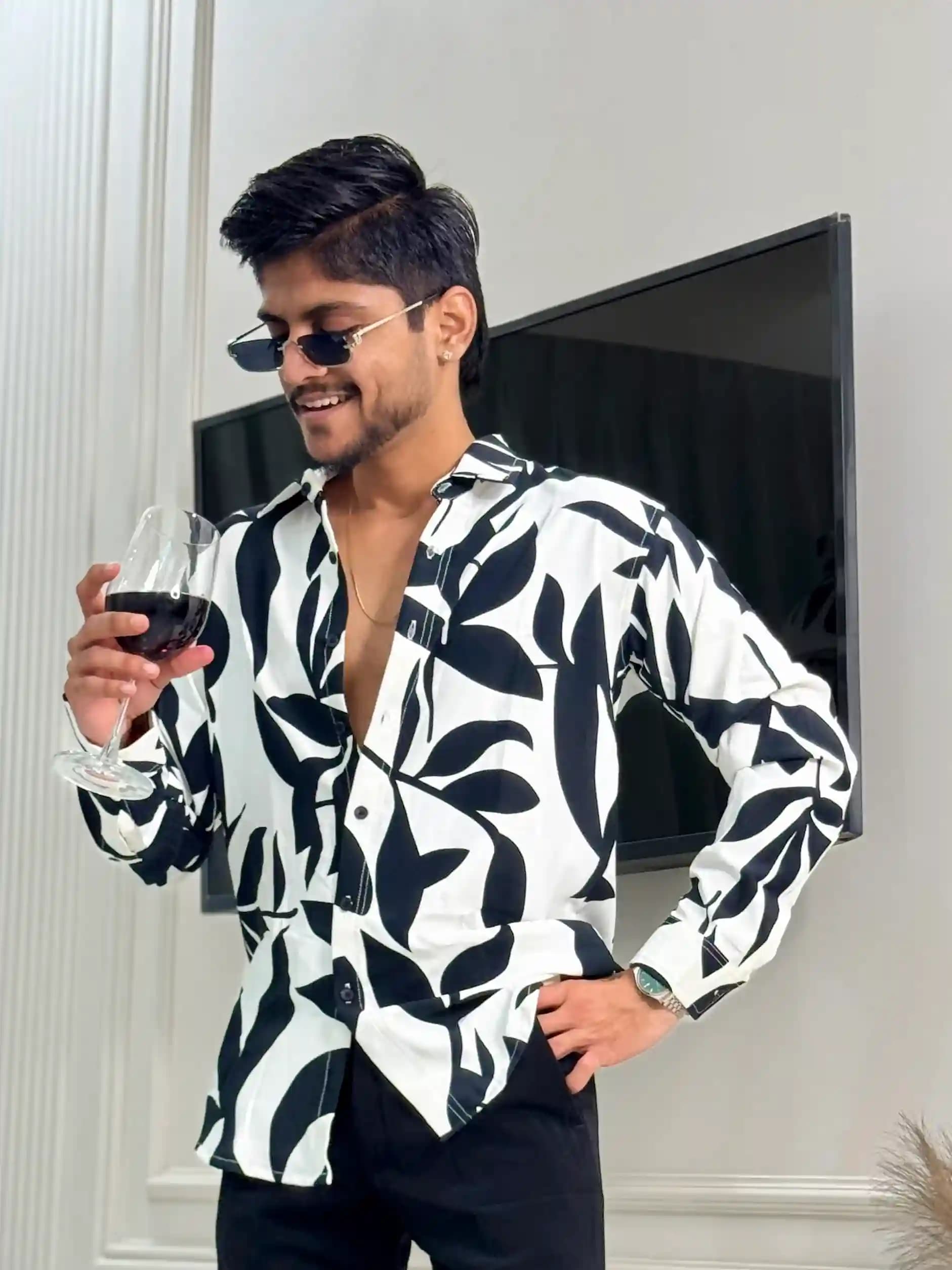 W&B Leaf Floral Lachka Retro Shirt