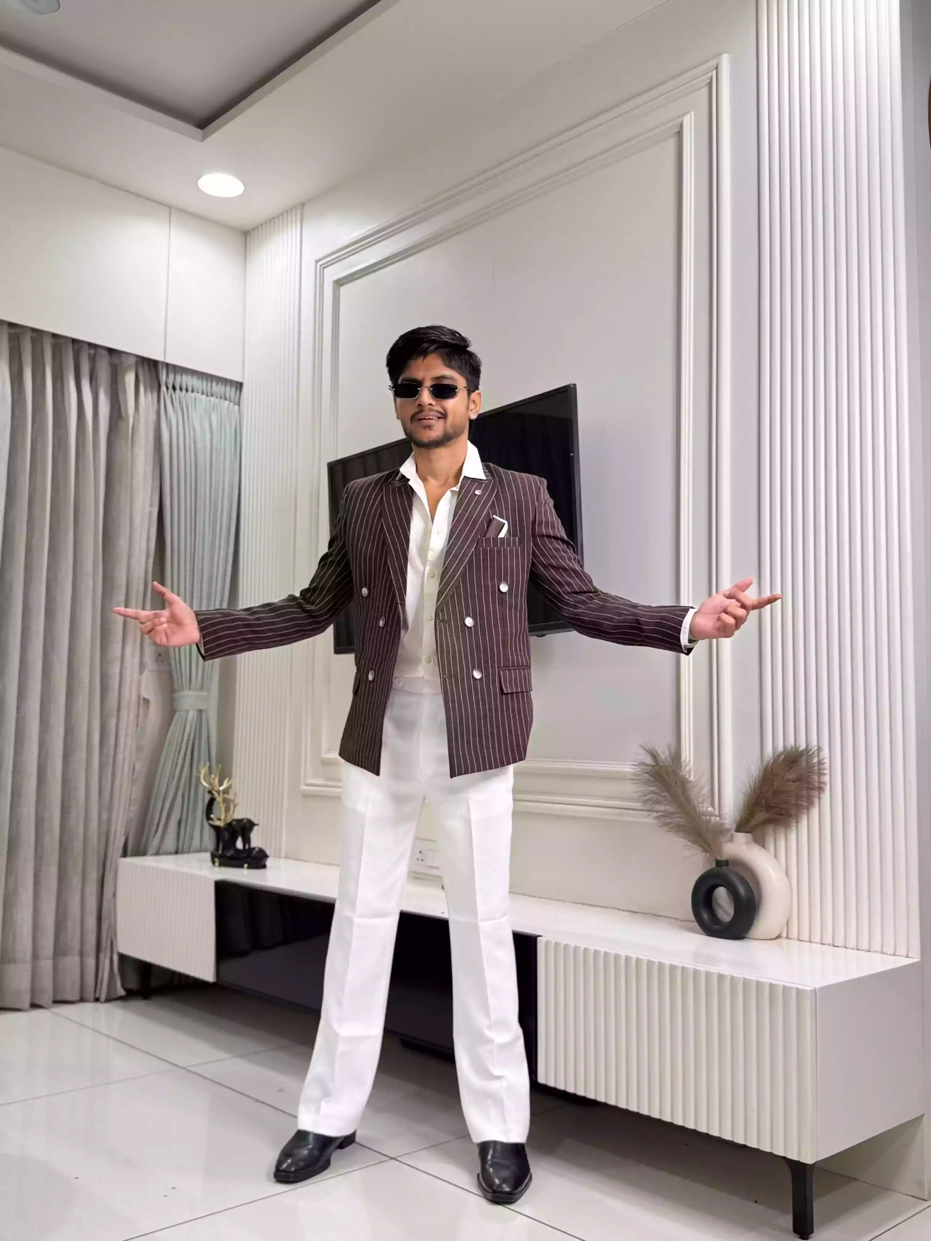 Brew Brown GC Double-Breasted 3- Piece Suit