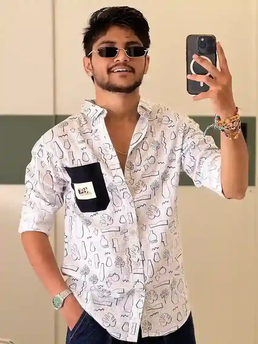 Abstract White Graphic Print Shirt