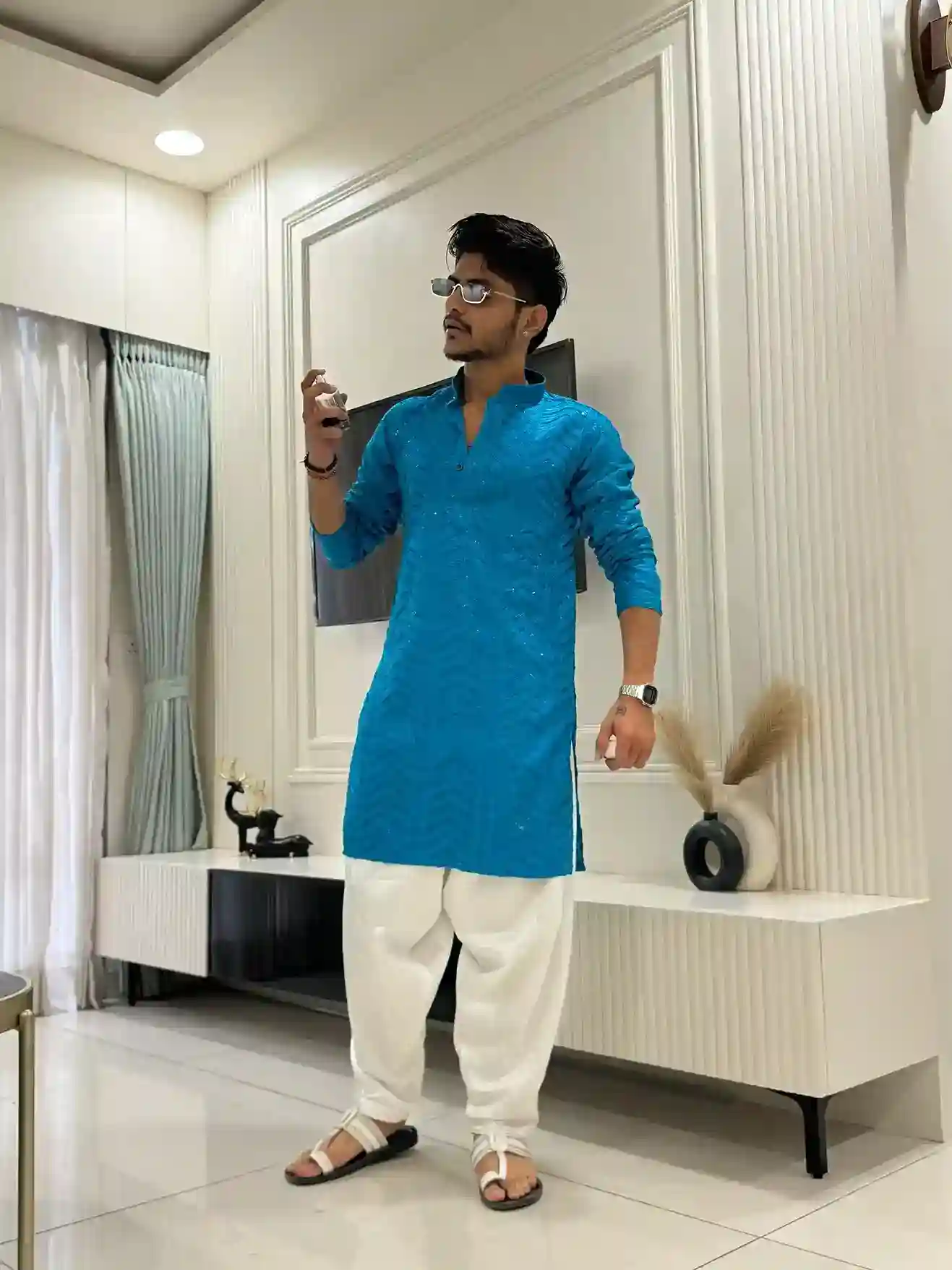 Teal Color Resham dhaga Lakhanavi work Kurta